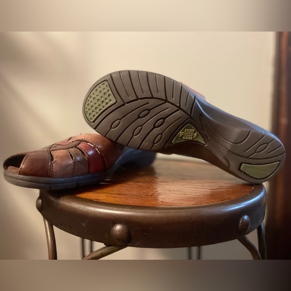 Earth Origins Women’s Leather Peeptoe Sandals Size 9. - Picture 4 of 6